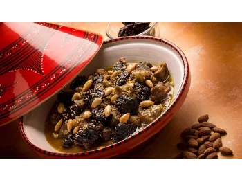 Tajine d'Agneau aux Pruneaux